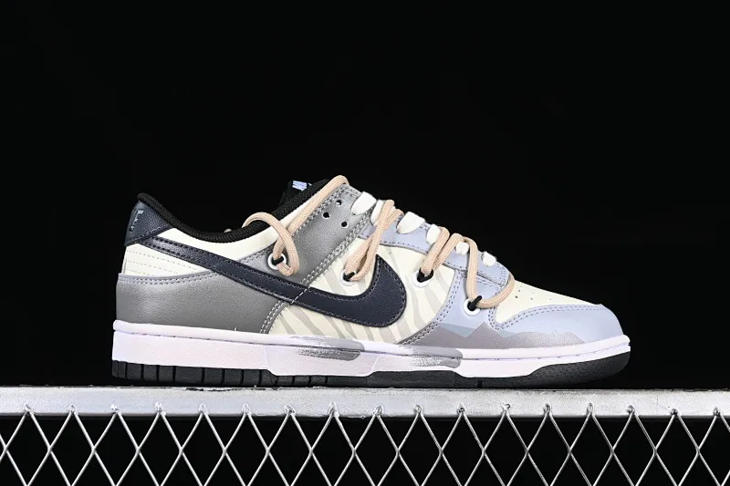 All Categories Nk SB Dunk Series Nk SB Dunk Low Low-top sneakers Nk Dunk Low Panda Prank-Jungle Crossing Crossing the Mountain to Enjoy Yourself Mountain Color SB Strap Low-top Casual Shoes FD0831-002